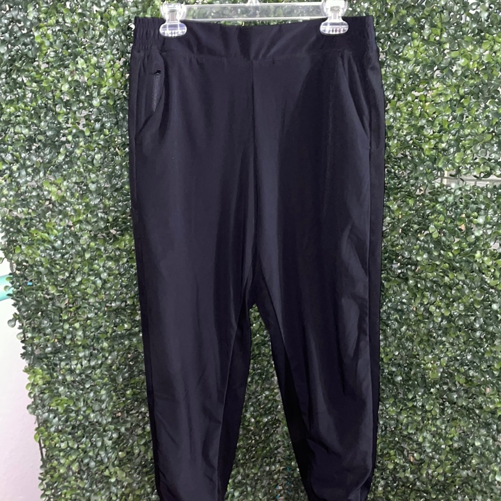 Athleta Brooklyn jogger pants
